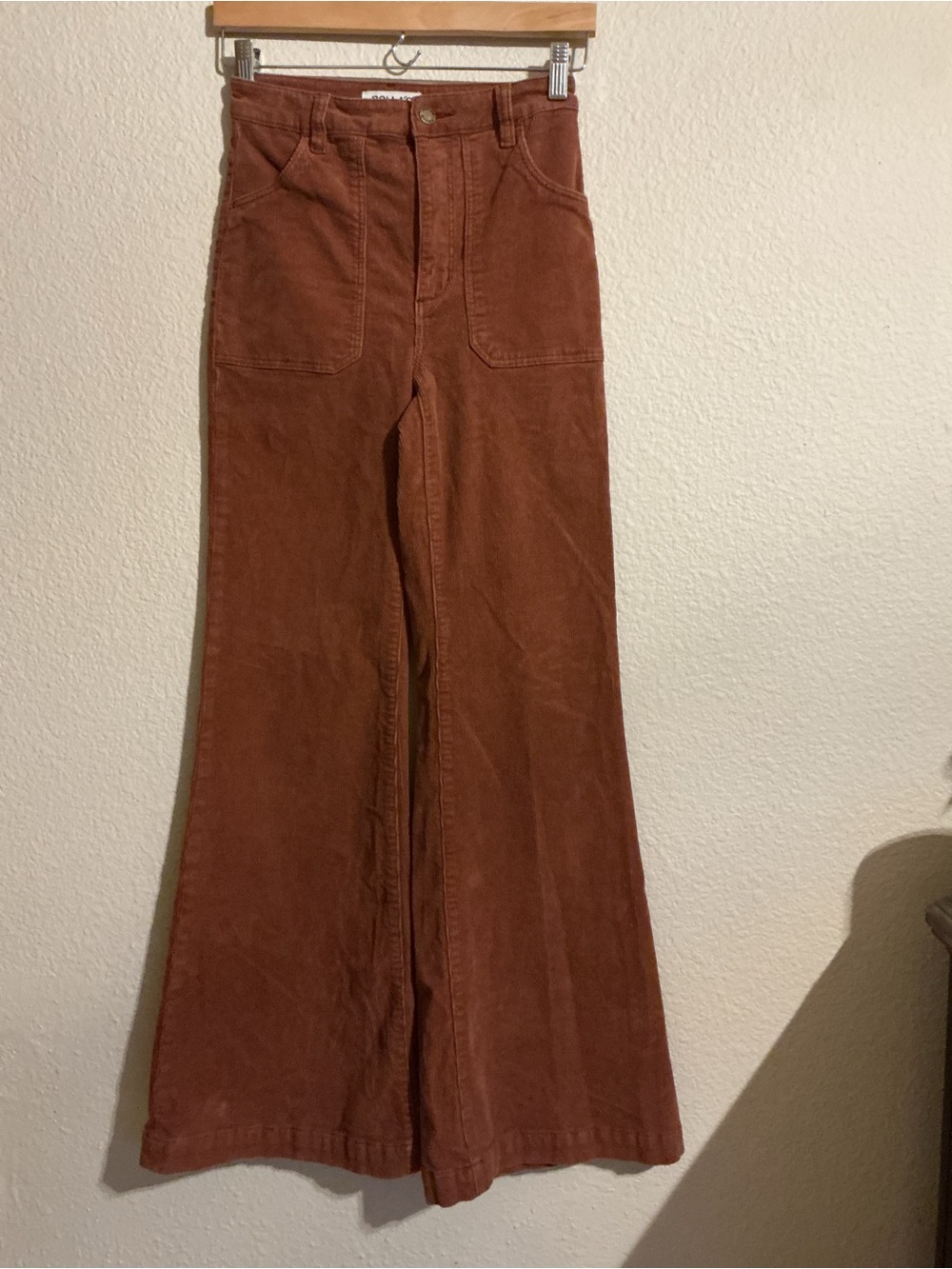 ROLLA'S High-Rise Flare Jeans in Chestnut - Picture 3 of 13